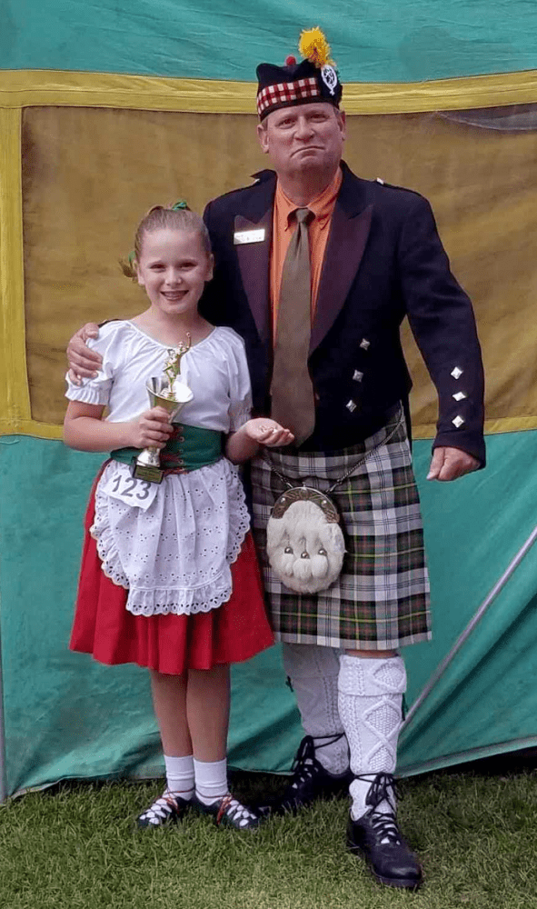 Monterey bagpiper Dancer 2016
