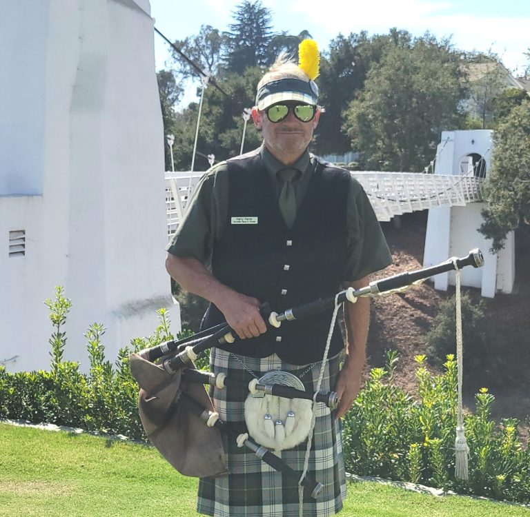 swinging bridge Bel-Air Bagpipes