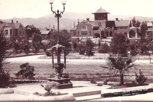 Redlands History Bagpiper