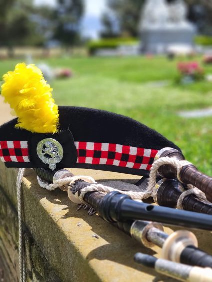 Valencia CA bagpiper
