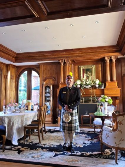 Pasadena wedding piper los angeles pasadena Bag Piper For Hire